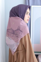 Hijab Segiempat Specta - Masjid Istiqlal Jakarta